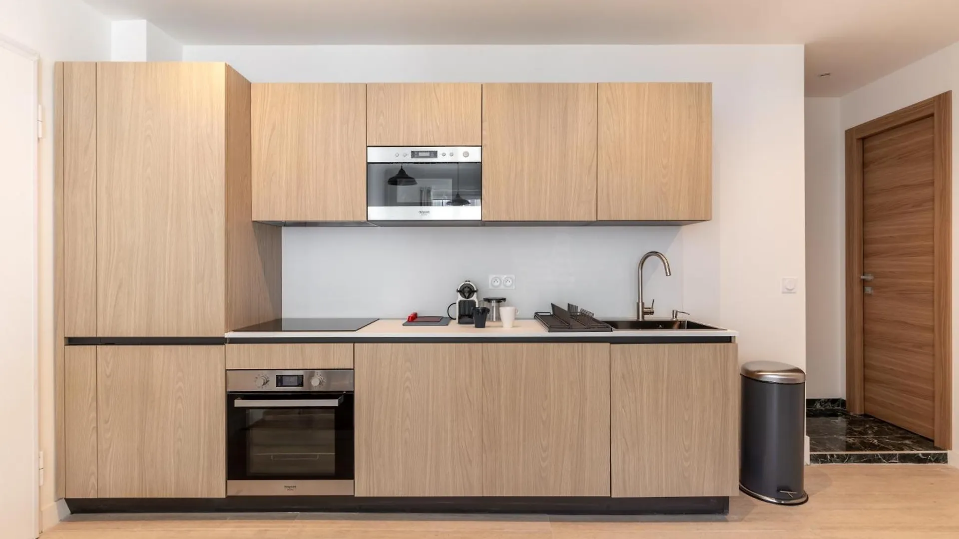 Appartement De Standing Au Port De Nice Lägenhet